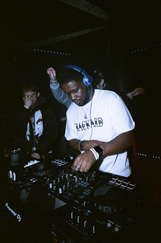 BACKYARD MUSIC TEE - WHITE