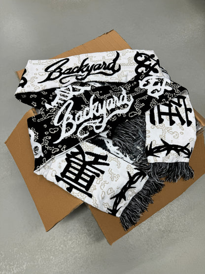 BACKYARD URANIWA SCARF