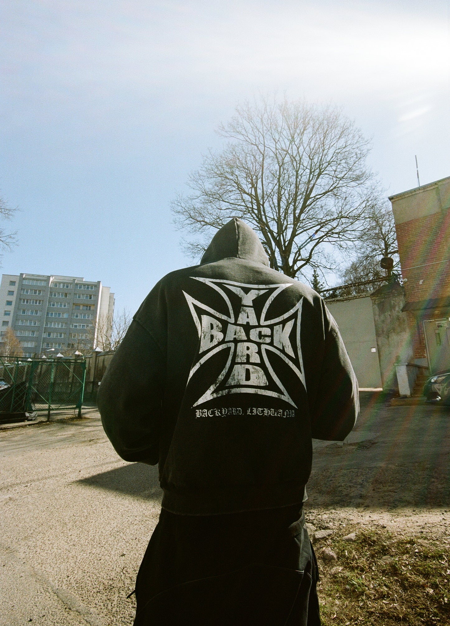 BACKYARD CROSS HEAVYWEIGHT ZIP-UP